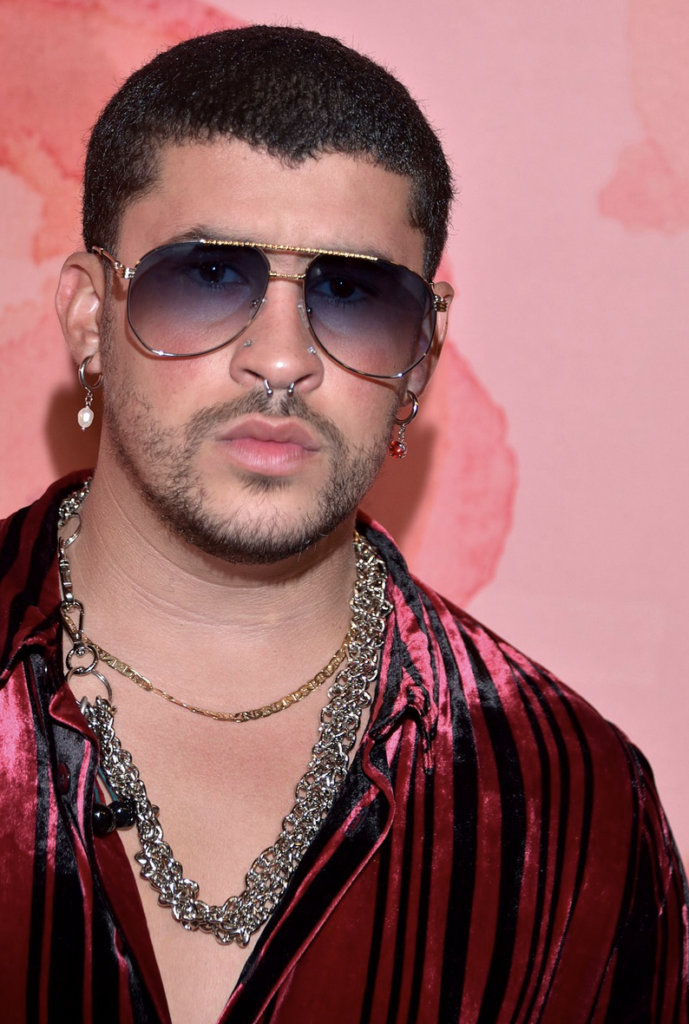 El significado del traje de Zara que Bad Bunny lució en el Super Bowl